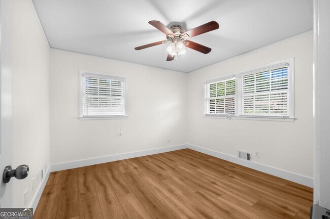 Building Photo - 4083 Cedar Knoll Dr