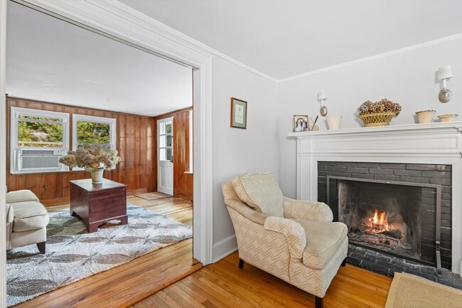 Building Photo - 281 Riversville Rd
