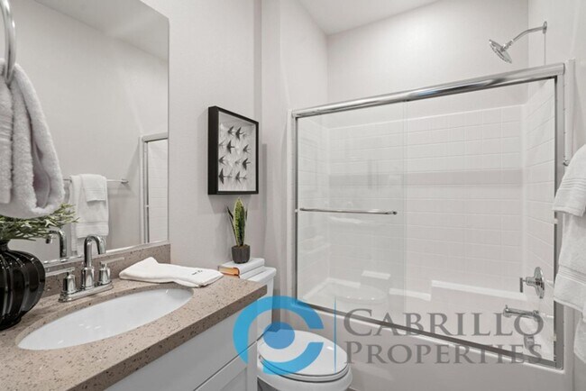 Building Photo - Brand New 3bd/3ba Home with Private Yard and Detached 1-Car Garage