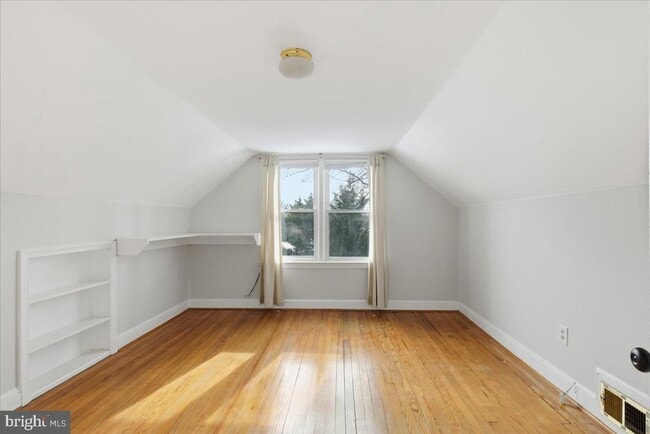 Building Photo - 9704 Lorain Ave