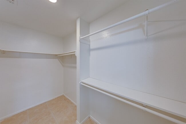 Building Photo - 16926 Manowar Ln