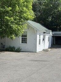 Building Photo - 581