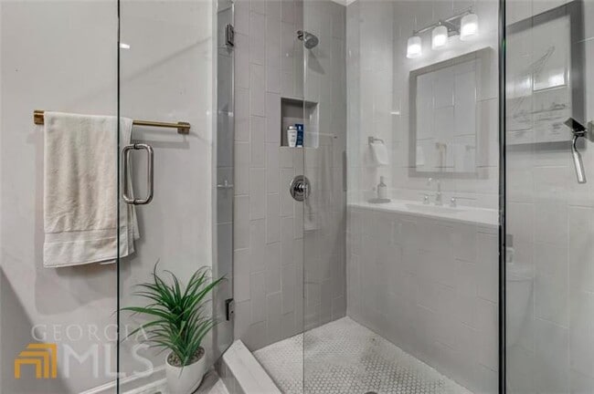 Building Photo - 2028 Bixby Byway Dr SE