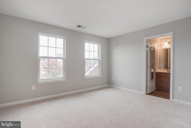Building Photo - 3676 Clairton St