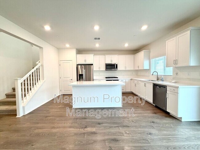 Building Photo - 31356 Sycamore Leaf Dr