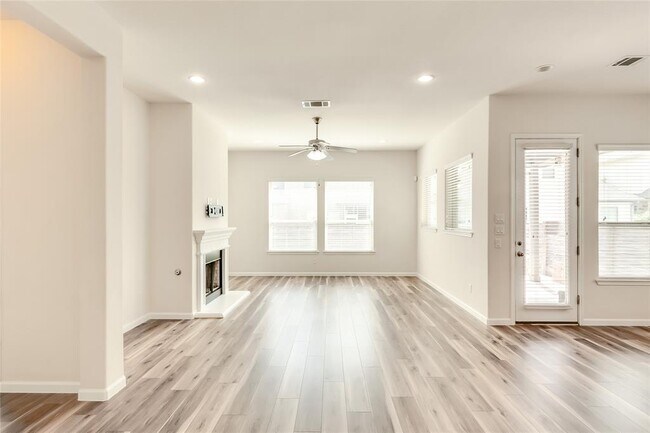 Building Photo - 1400 Little Elm Trail