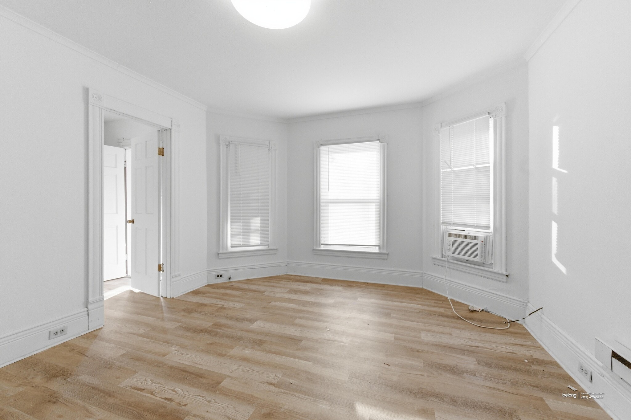 Building Photo - 107 Charles Ave