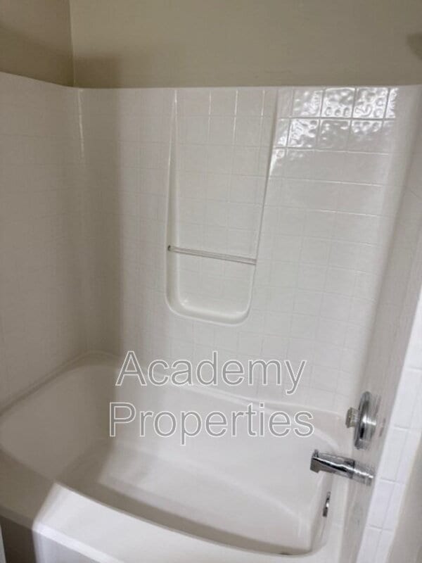 Building Photo - 277 Lossie Ln