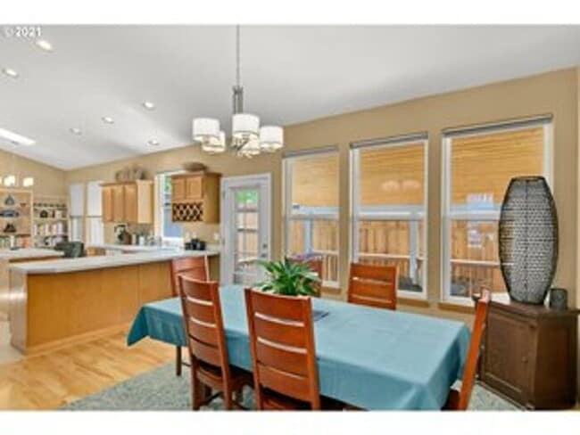 Building Photo - Single Level Home in Glencoe Oaks