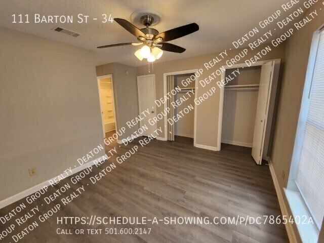 Building Photo - 111 Barton St