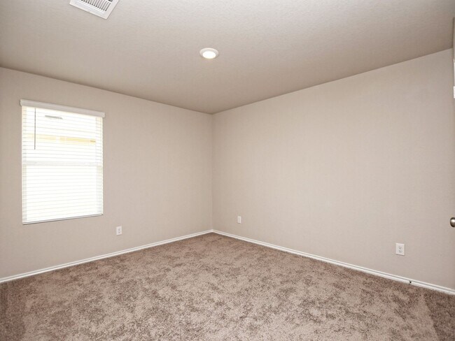 Building Photo - 3 BR/2 BA - San Antonio - Waterwheel!