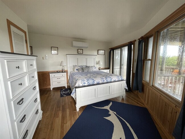 Building Photo - 42091 Dune Wy