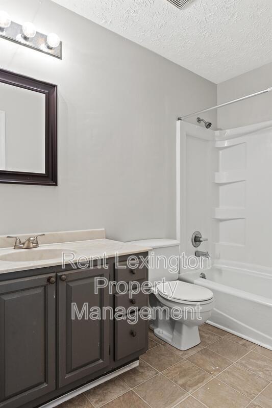 Building Photo - 1200 Tishoff Dr