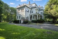 Building Photo - 216 Lowell St