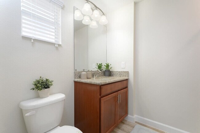 Building Photo - 4822 Brier Rose Ln