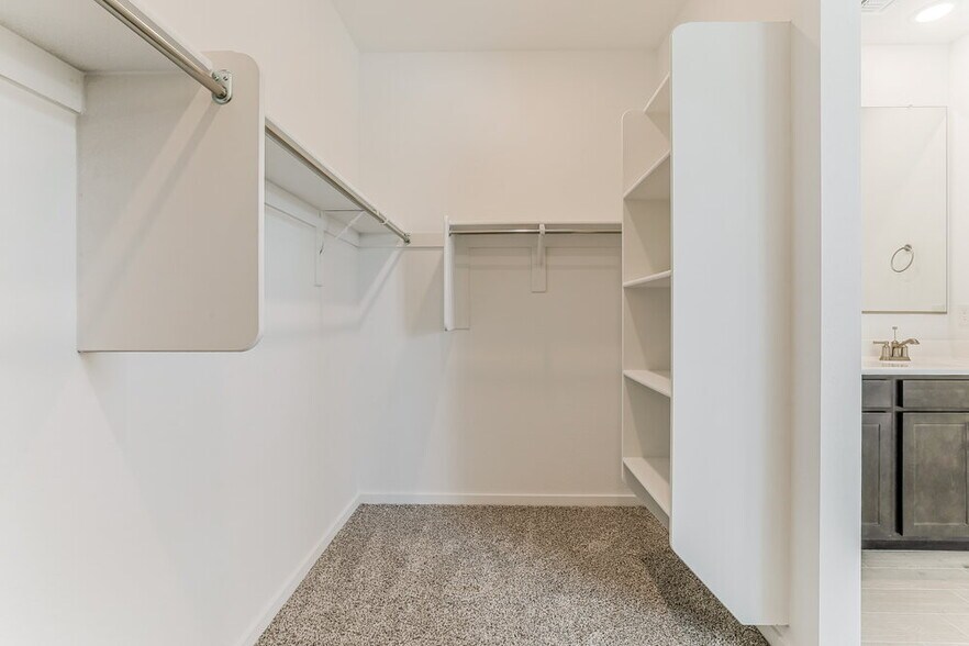 Building Photo - 4565 W Hunter Trl