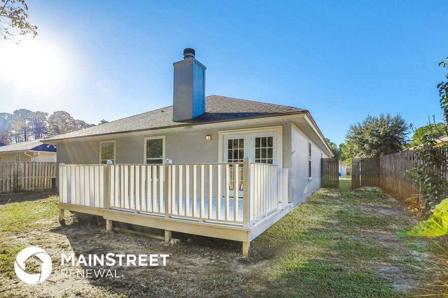 Building Photo - 3828 Hideaway Lane