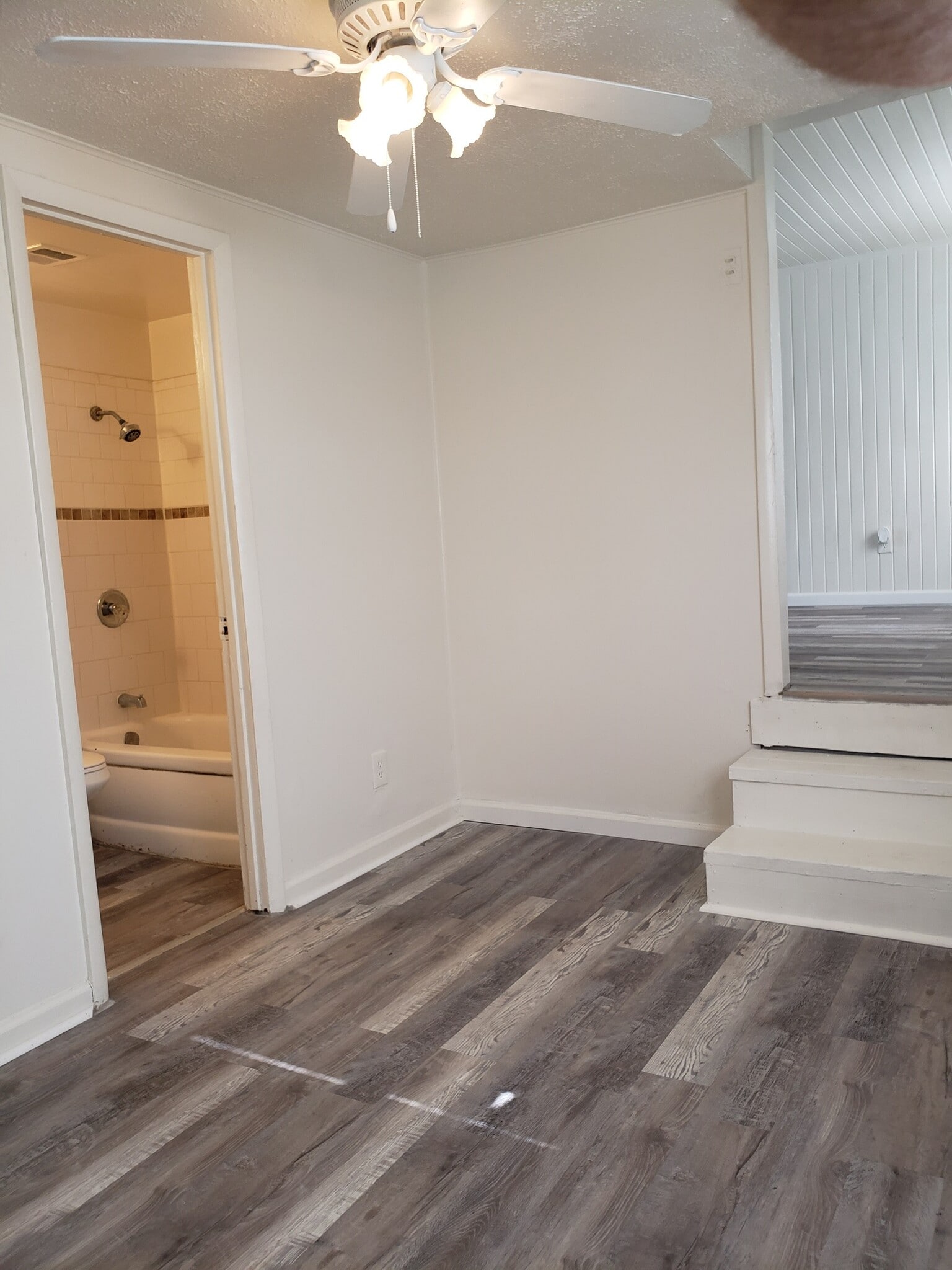 Building Photo - 3900 55th Ave N