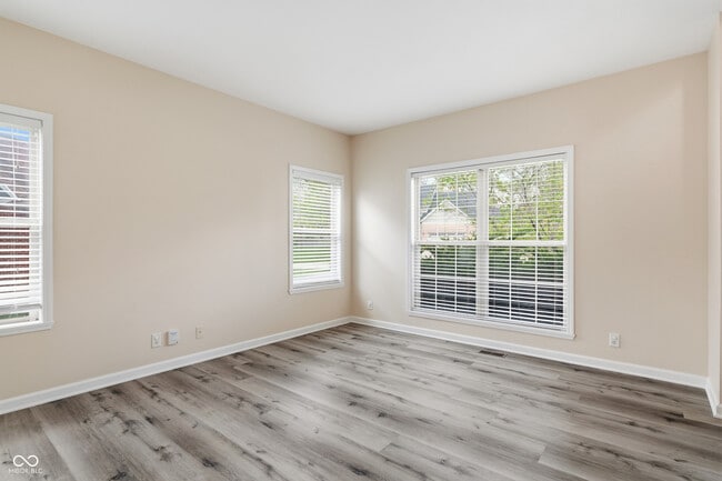 Building Photo - 4091 Huntsman Dr