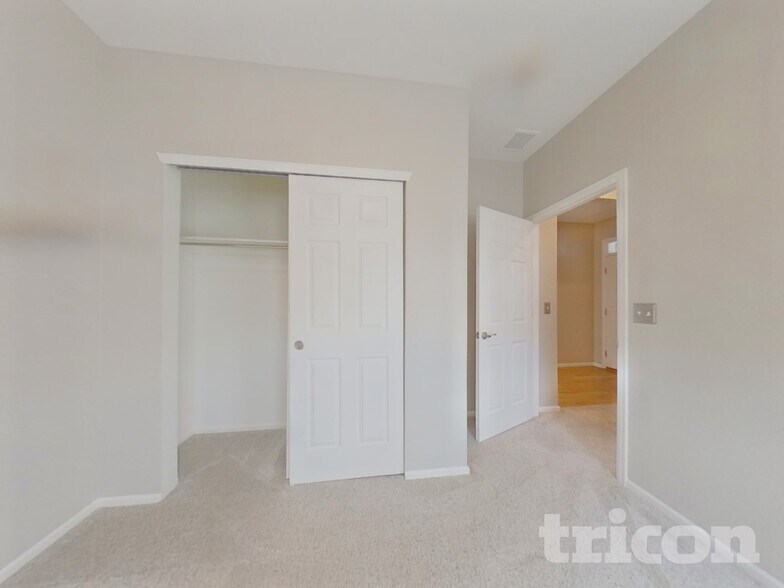 Building Photo - 7405 Fraser Cir