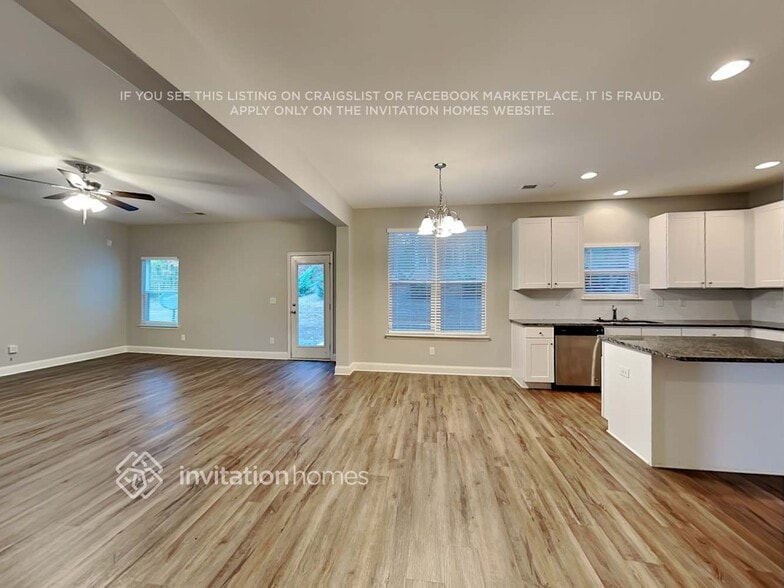 Building Photo - 1390 Ethans Way