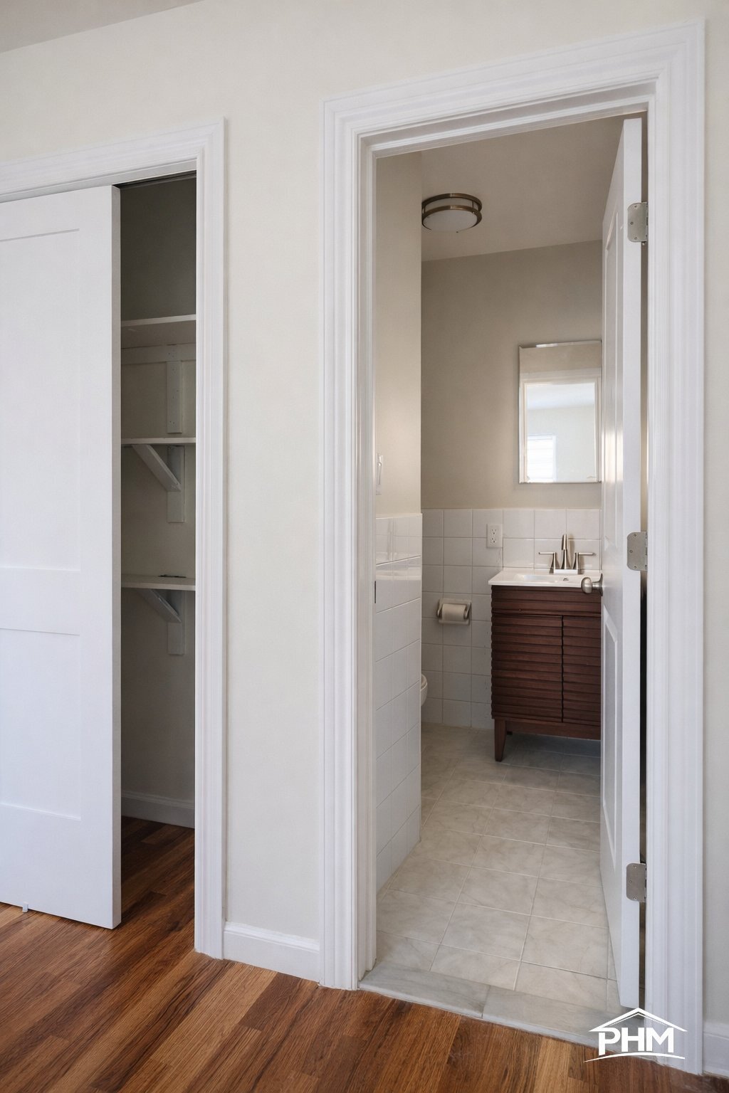 Building Photo - 673 Ashford St