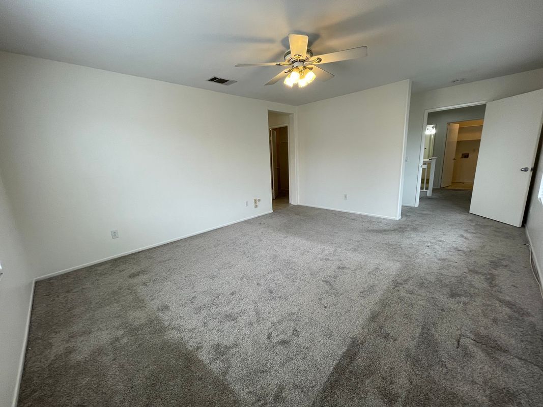 Building Photo - 2300 Jeans Ct