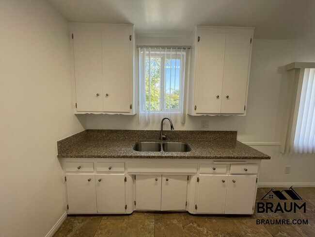 Building Photo - 19405 Haynes St