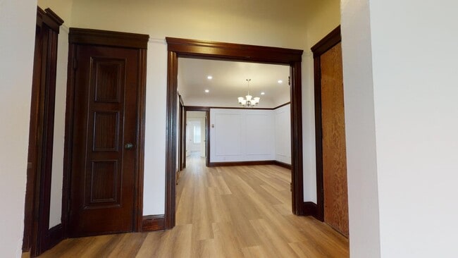 Building Photo - 185 Naglee Ave