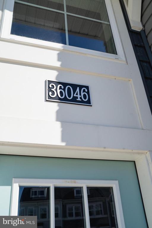 Building Photo - 36046 Auburn Wy