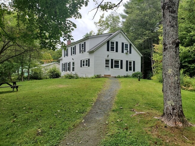 Building Photo - 16 Etna Rd