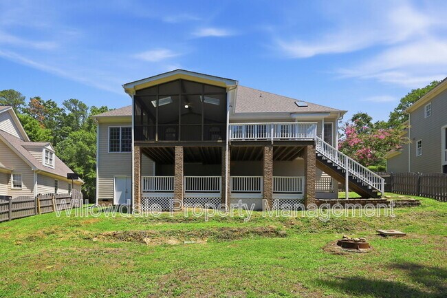 Building Photo - 223 Kinvara Ct