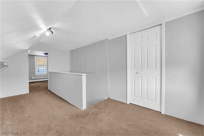 Building Photo - 13400 Sprecher Ave