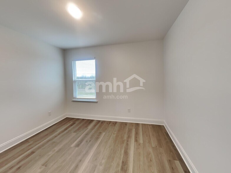 Building Photo - 6059 Rosemore Ln