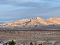 Building Photo - 1015 Tower Butte Dr