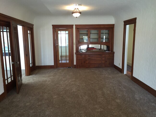 Building Photo - Hillcrest/North Park 3BR/1BR (or 2Br+Offic...