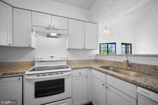 Building Photo - 7013 Birkenhead Pl