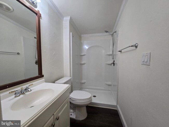 Building Photo - 103 Beth Pl