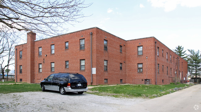Primary Photo - Wilrose Courtyard Apartments