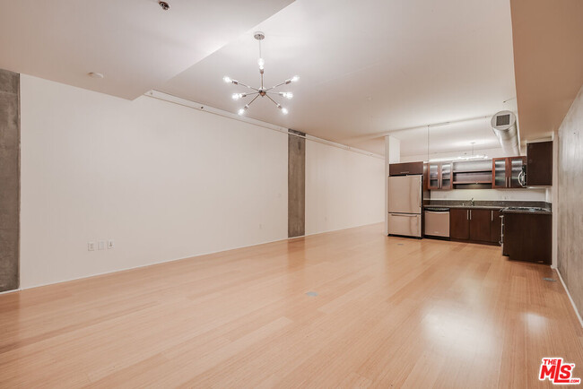 Building Photo - 1111 S Grand Ave