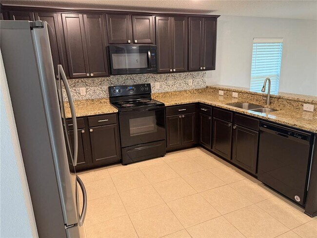 Building Photo - 17 Renworth Pl