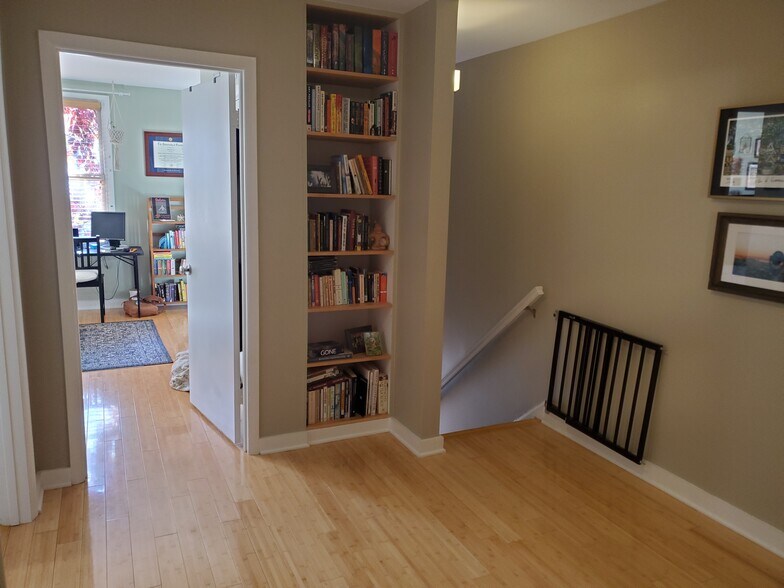 Landing area from Master bedroom - 1429 Corcoran St NW