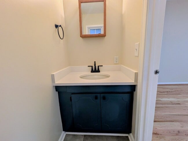 Building Photo - 1028 Gales Ave