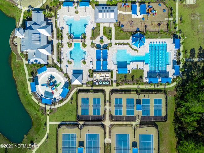 Building Photo - 121 Newfield Wy.