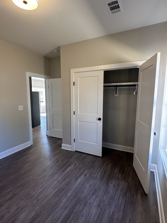 Building Photo - 205 Cunningham Dr