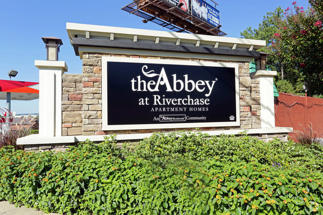 Building Photo - The Abbey At Riverchase