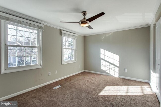 Building Photo - 1619 10th St S