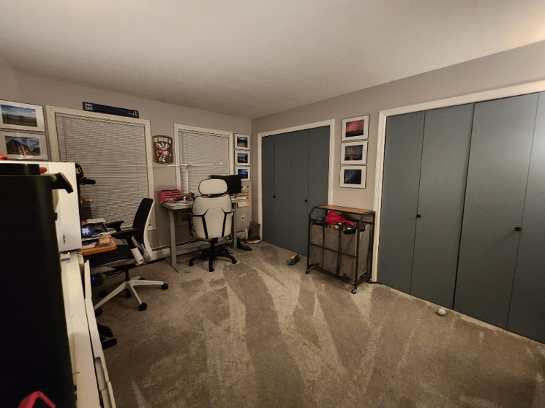 Building Photo - 205 Forest Dr