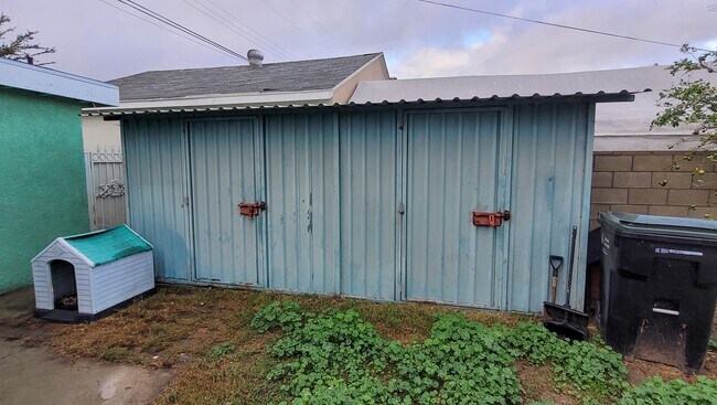 Building Photo - j13531