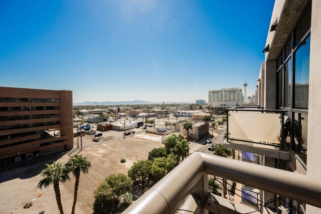 Building Photo - Arts District- Downtown Las Vegas~Luxury furnished condo now available!